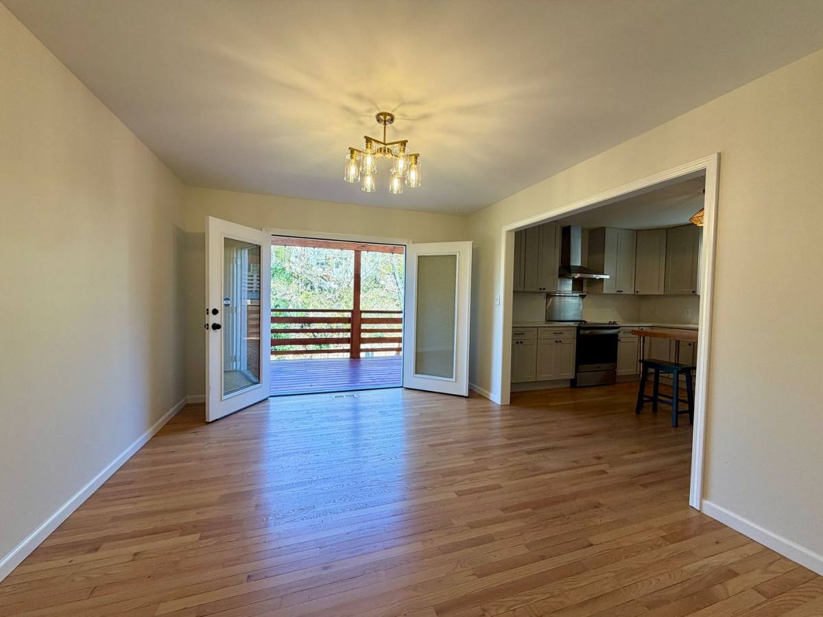 10 Peace St, Asheville, NC 28806 - House for Rent - Image 7