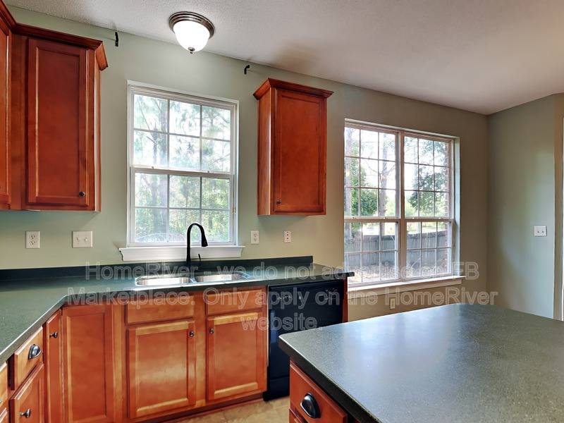 148 Alicia Dr, Crestview, FL 32536 - House for Rent - Image 9