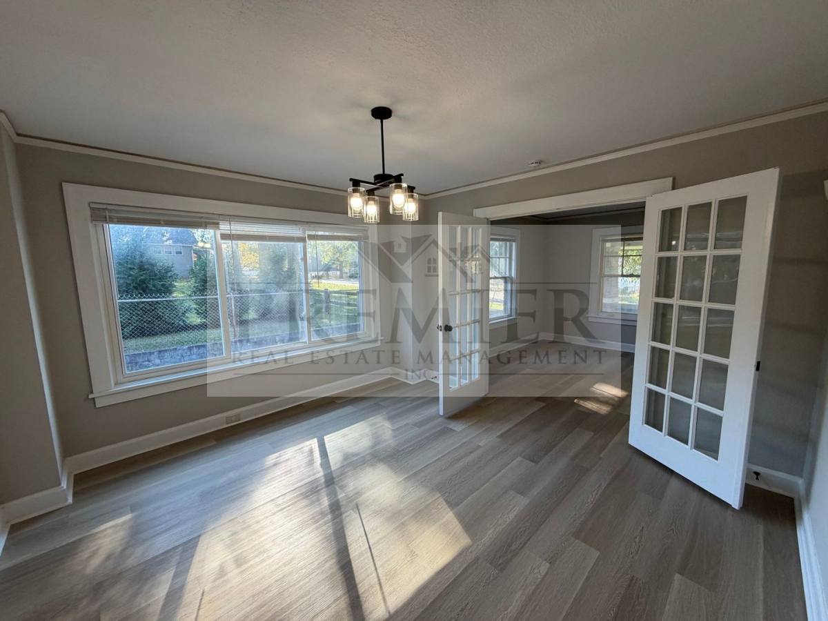 205 S Ash Ave, Independence, MO 64053 - Apartment for Rent - Image 6