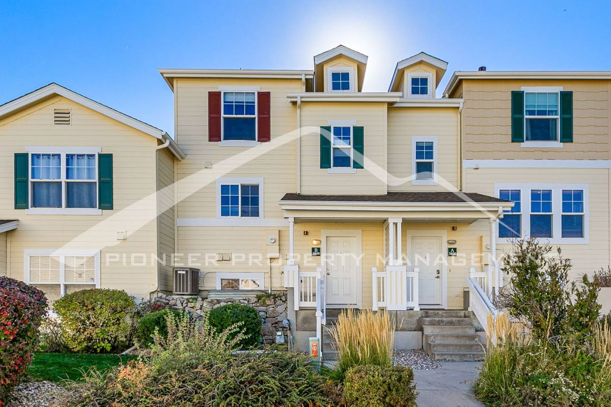 Townhouse for rent at 3800 Colorado Ave #B, Boulder, CO 80303