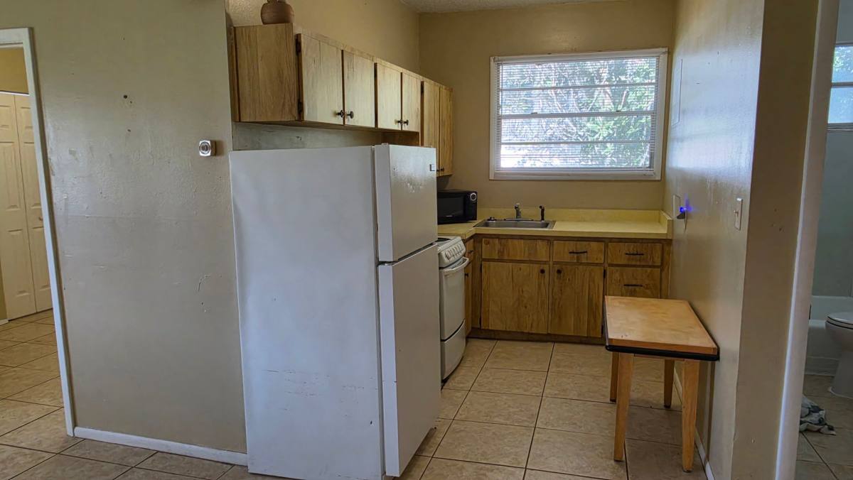 611 S Palm Ave, Howey In the Hills, FL 34737 - Apartment for Rent - Image 10