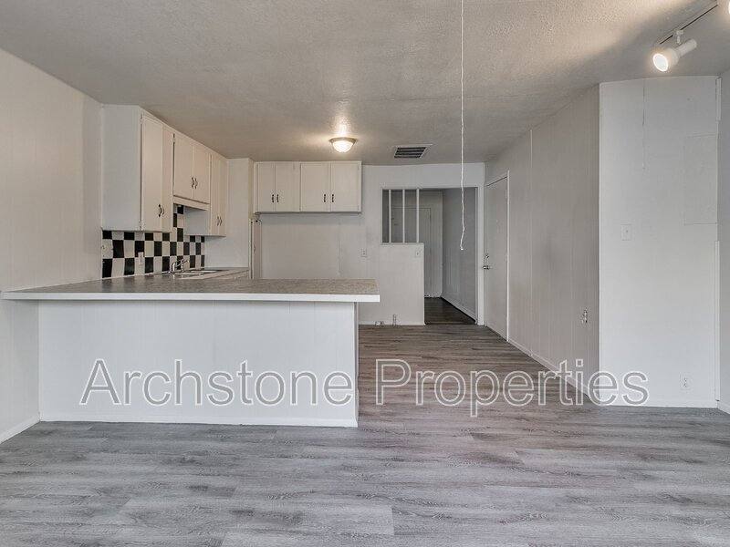 937 N Locust Lane, Midwest City, OK 73110 - House for Rent - Image 5