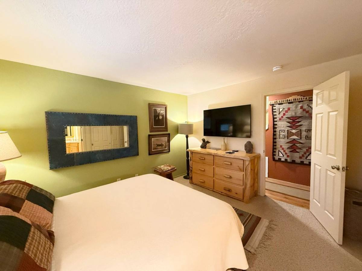 321 Ski Way #101, Incline Village, NV 89451 - Condo for Rent - Image 8