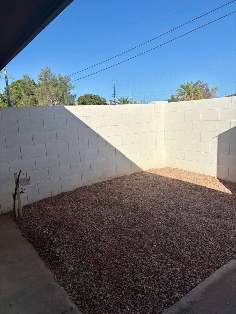 811 S Melody Lane, Tempe, AZ 85281 - Apartment for Rent - Image 2