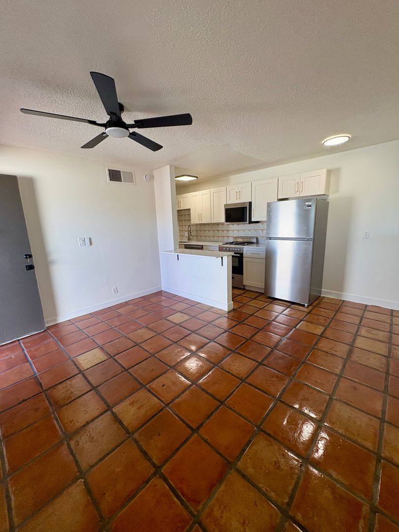 811 S Melody Lane, Tempe, AZ 85281 - Apartment for Rent - Image 7