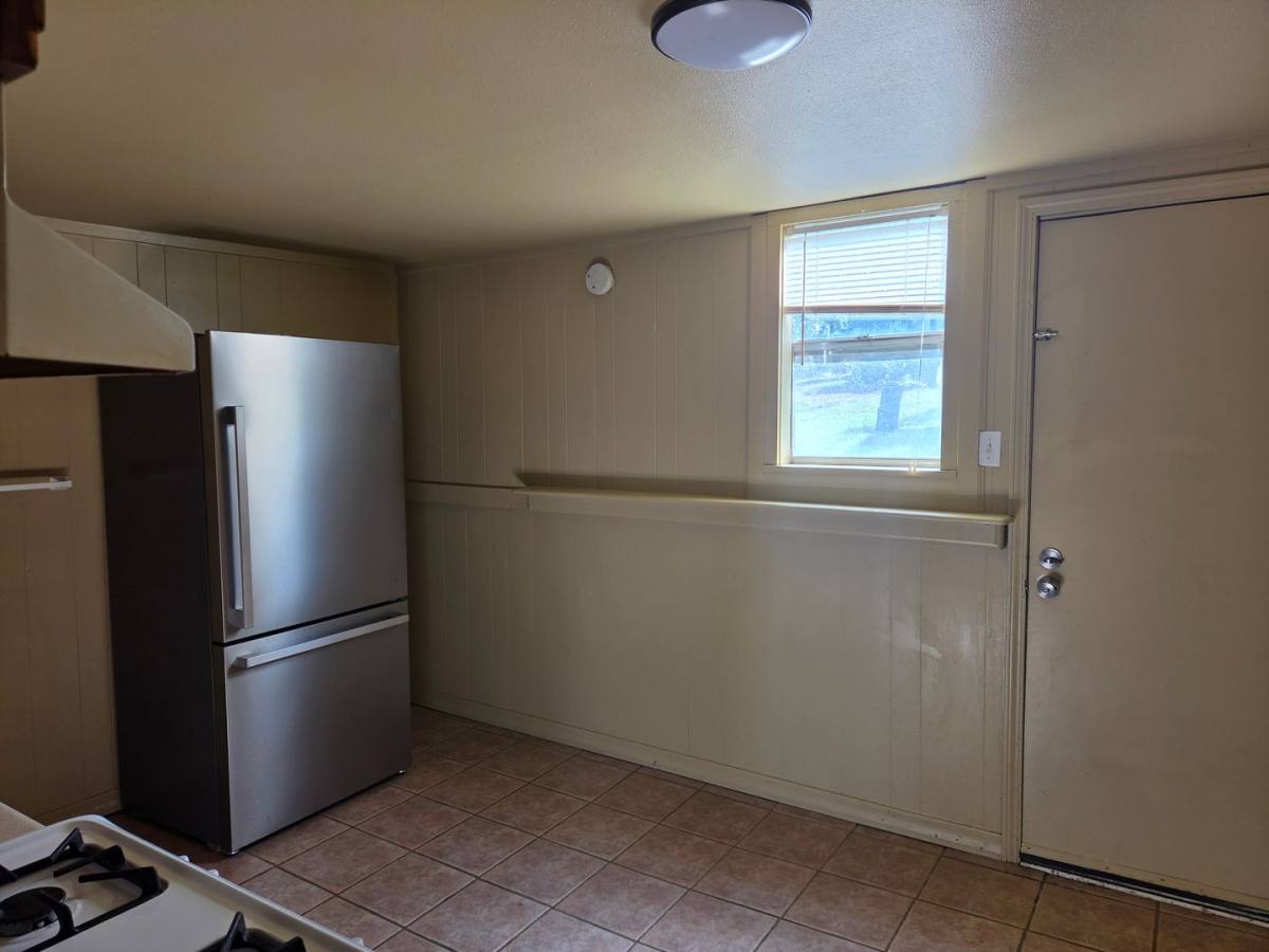98 W St, Ruidoso, NM 88345 - Apartment for Rent - Image 9
