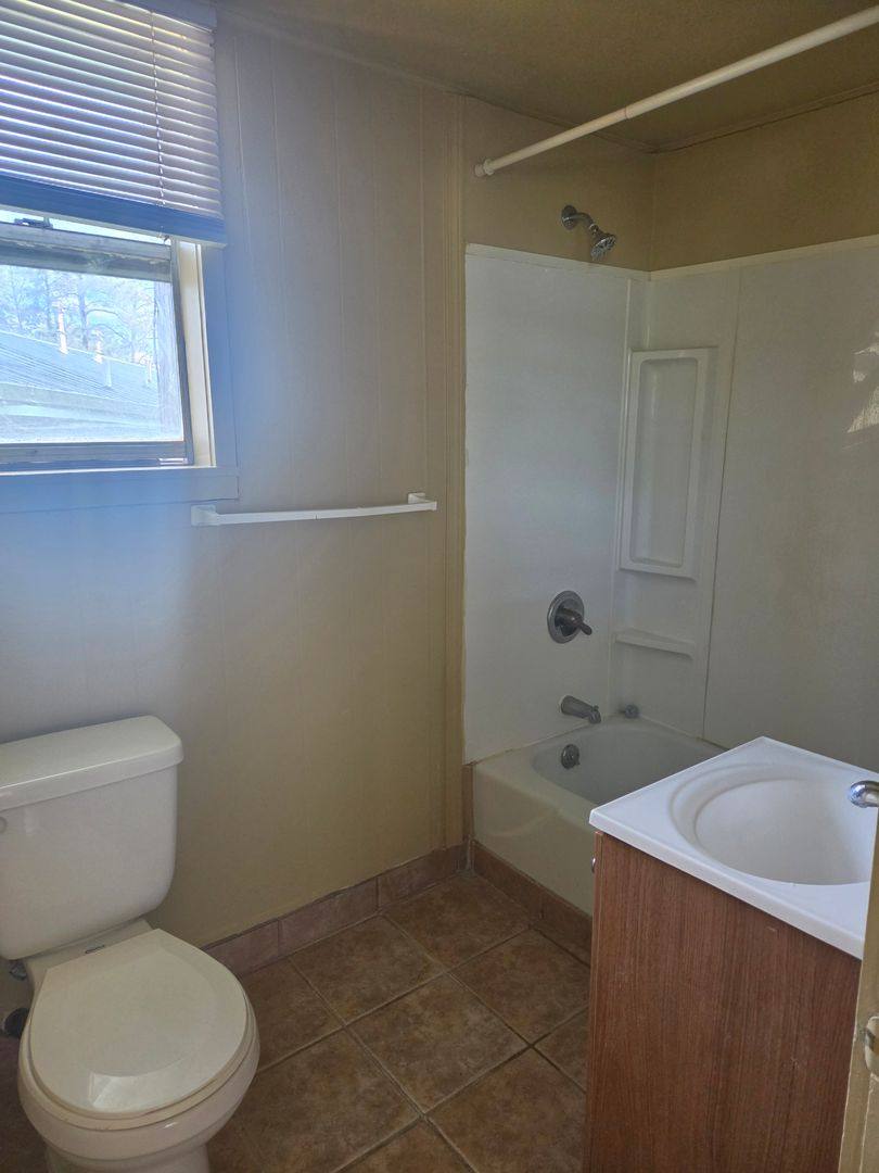 98 W St, Ruidoso, NM 88345 - Apartment for Rent - Image 5