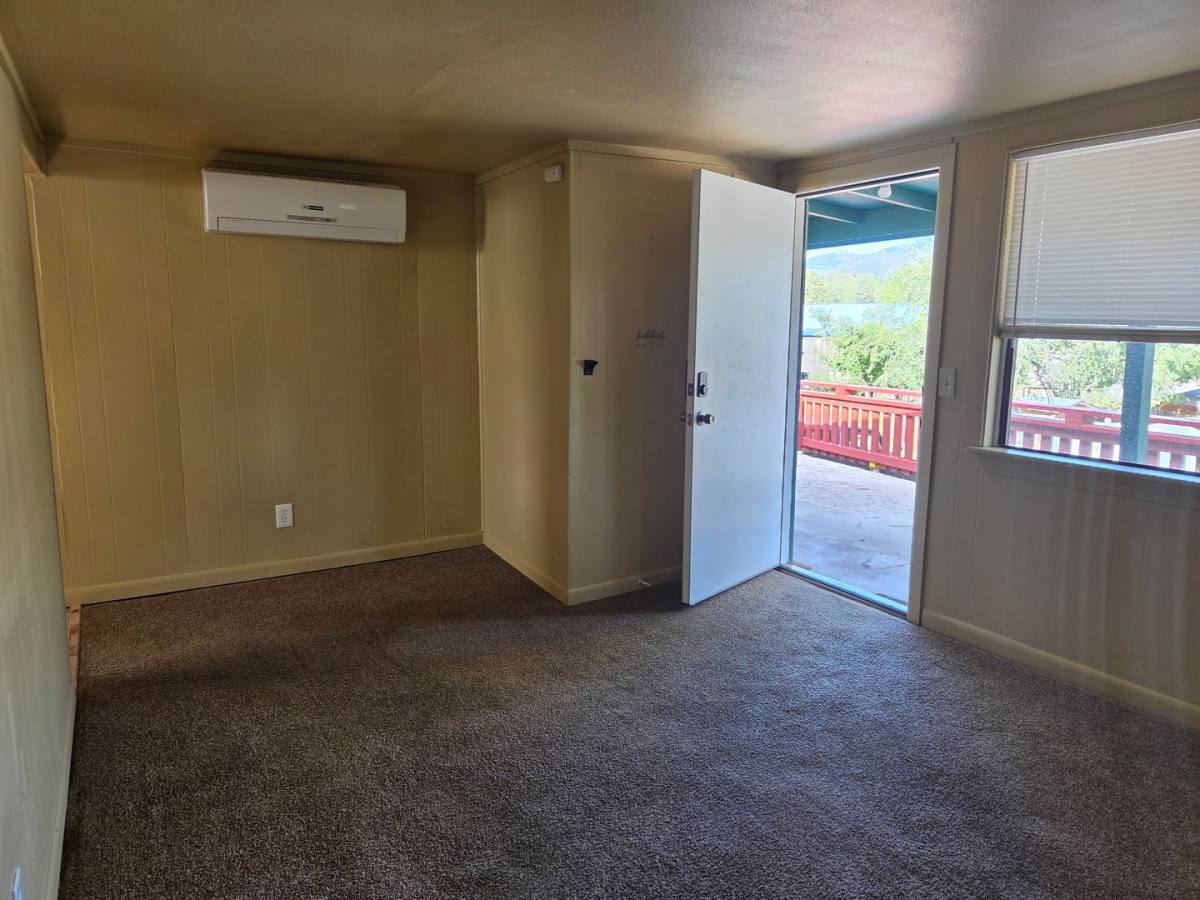 98 W St, Ruidoso, NM 88345 - Apartment for Rent - Image 2