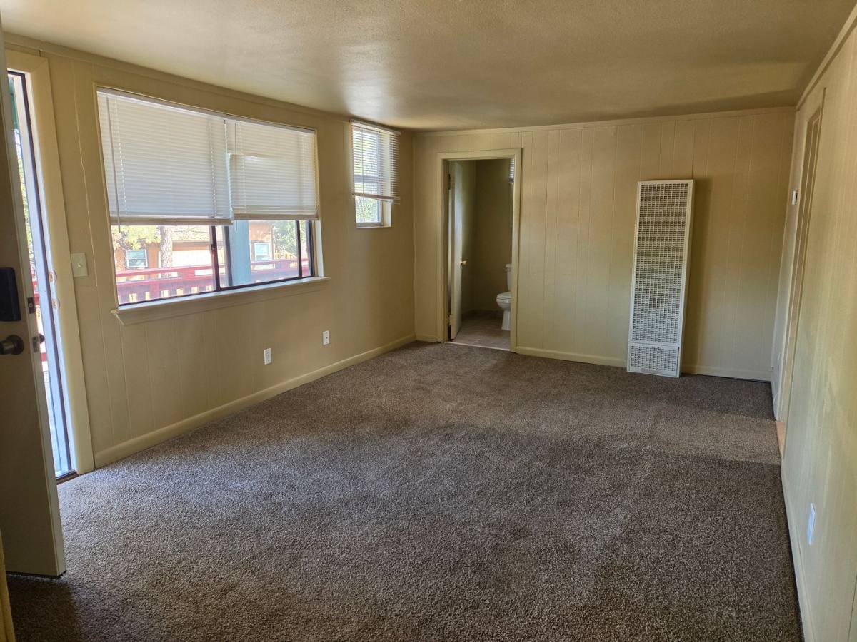 98 W St, Ruidoso, NM 88345 - Apartment for Rent - Image 3