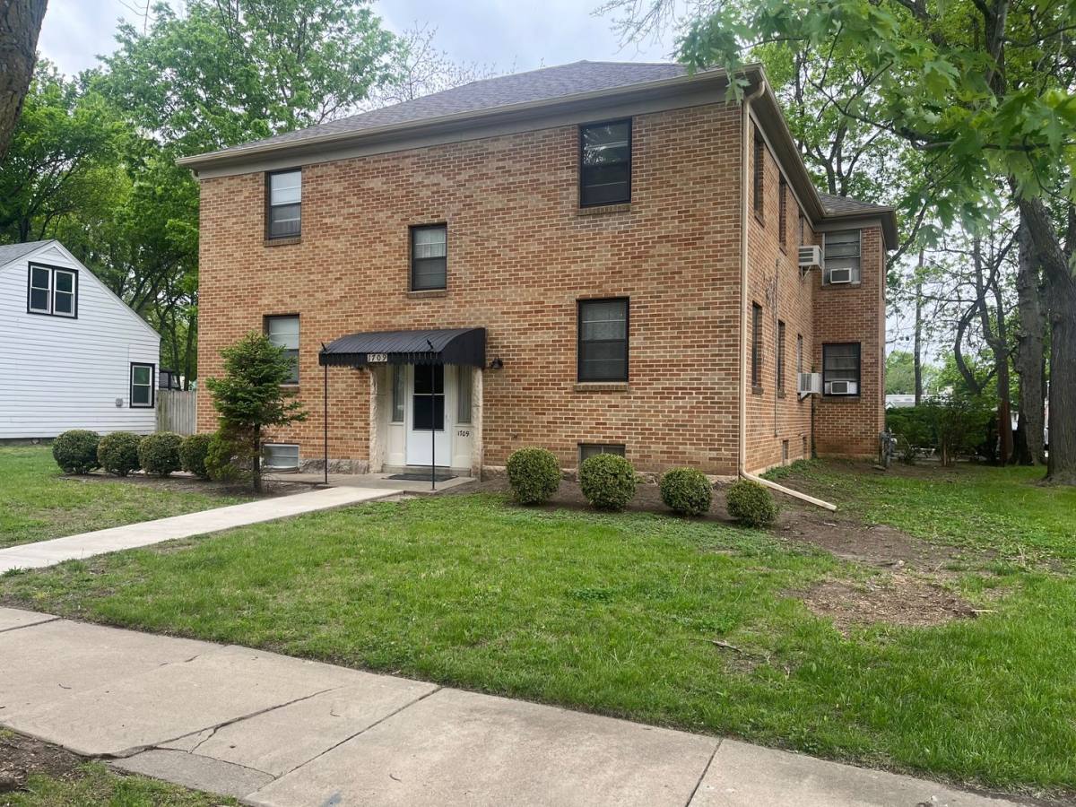1709 SW High, Topeka, KS 66604 - Apartment for Rent