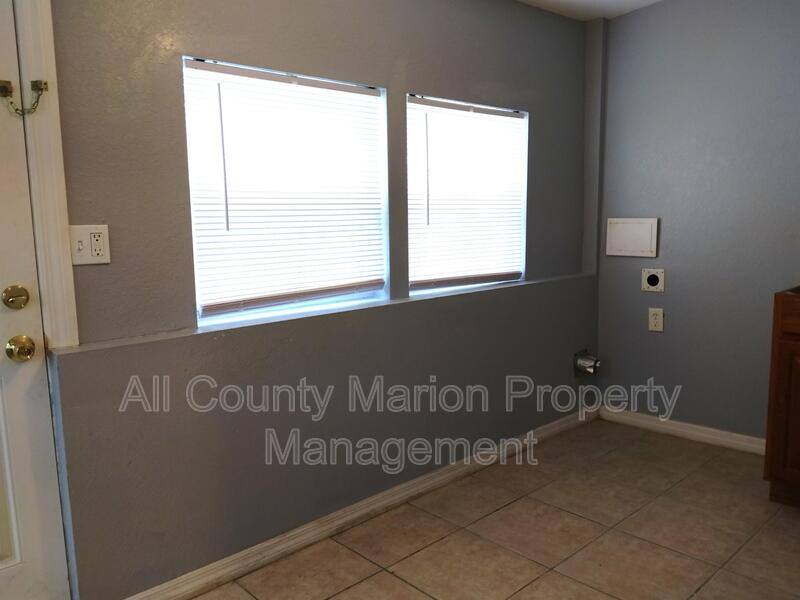 727 NE 4th St, Ocala, FL 34470 - Apartment for Rent - Image 10