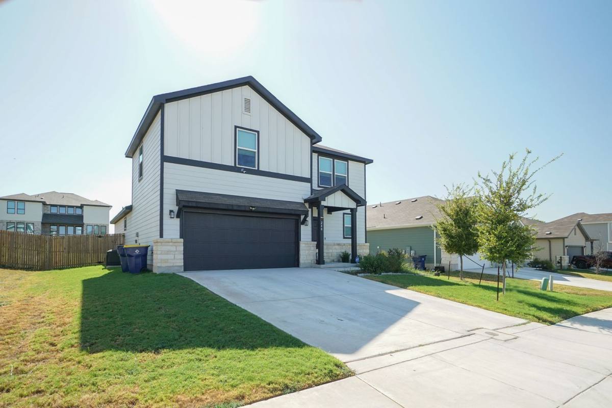 240 Brook Shadow, Cibolo, TX 78108 - House for Rent - Image 4