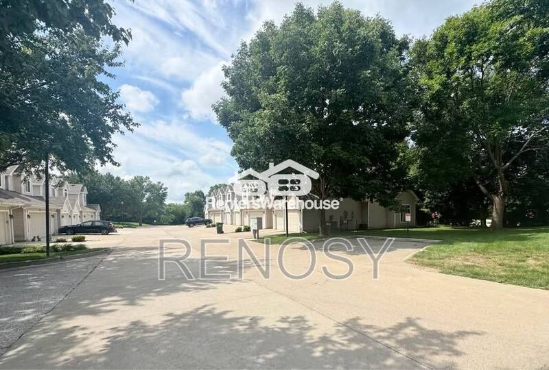6800 Ashworth Rd #403, West Des Moines, IA 50266 - Townhouse for Rent - Image 1