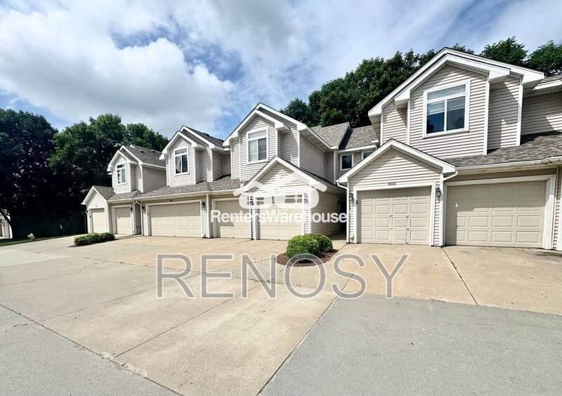 6800 Ashworth Rd #403, West Des Moines, IA 50266 - Townhouse for Rent - Image 2