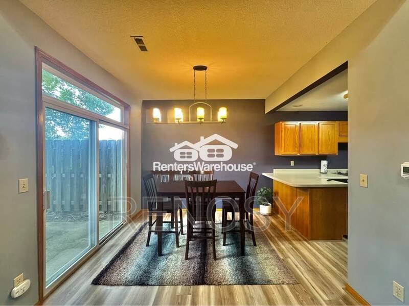 6800 Ashworth Rd #403, West Des Moines, IA 50266 - Townhouse for Rent - Image 5