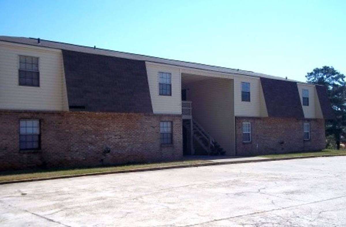 Apartment for rent at 815 E Lee St, Enterprise, AL 36330
