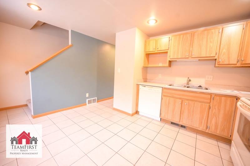 2135 S Broadway, Green Bay, WI 54304 - House for Rent - Image 7