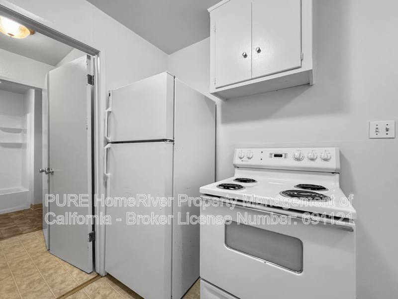 3226 X St #1, Sacramento, CA 95817 - Apartment for Rent - Image 2