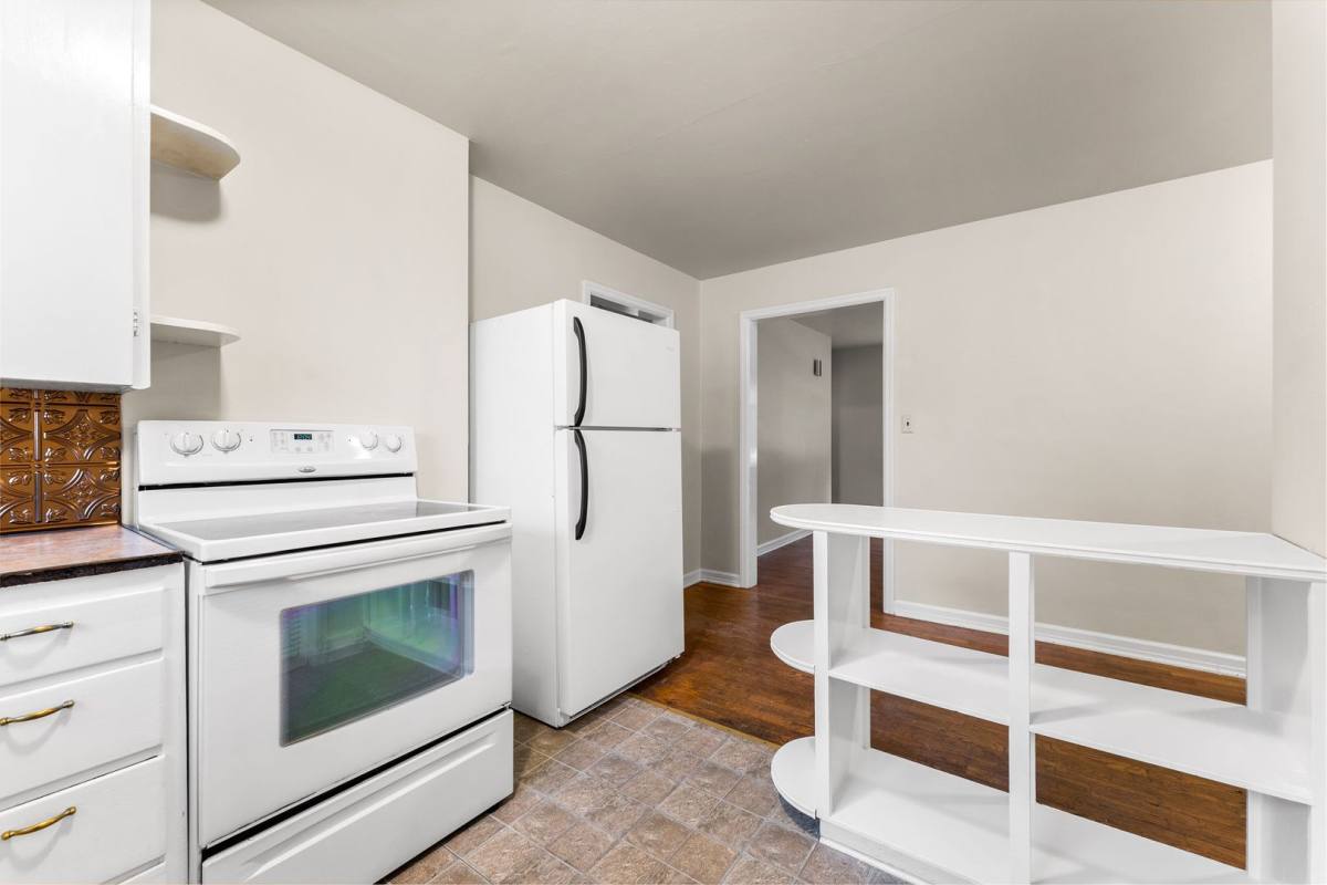 428 W Stanford St, Springfield, MO 65807 - Apartment for Rent - Image 9