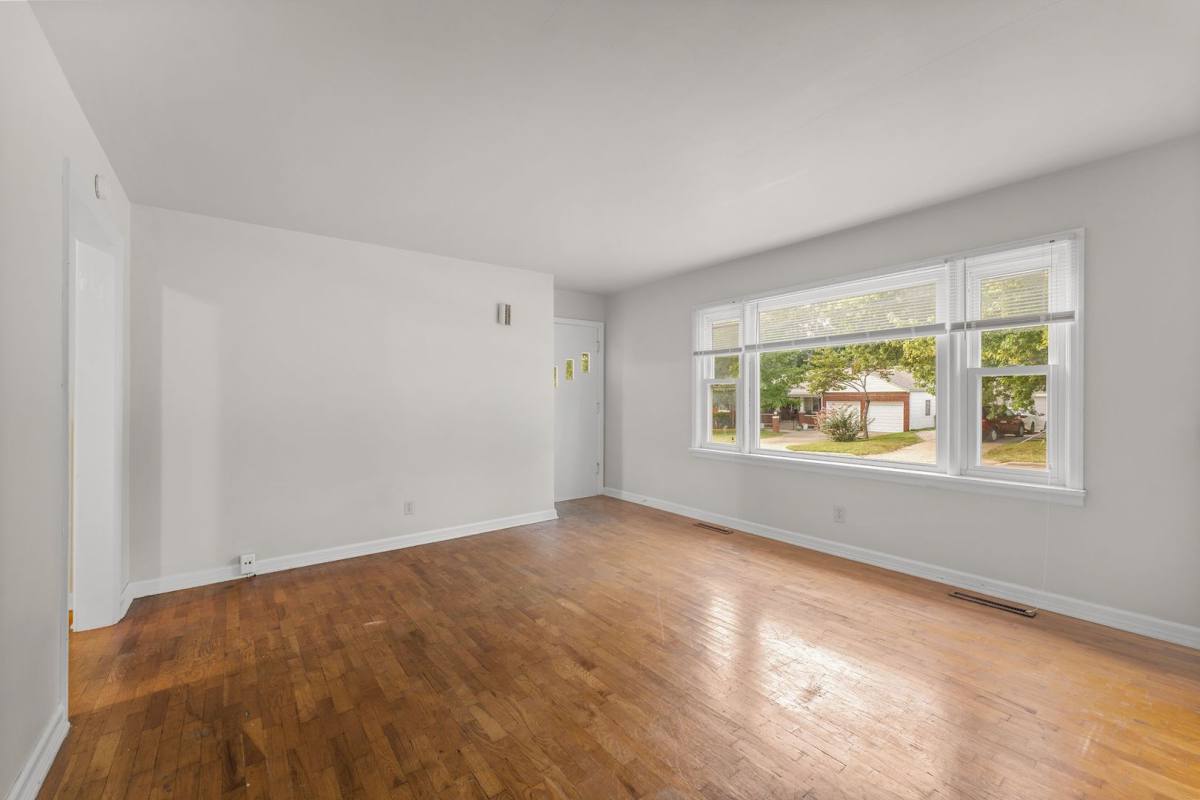 428 W Stanford St, Springfield, MO 65807 - Apartment for Rent - Image 6