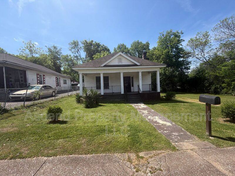 House for rent at 2104 Laura St, Chattanooga, TN 37406