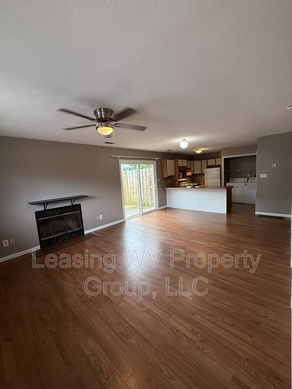 Apartment for rent at 203 Poplar Fork Rd #A, Scott Depot, WV 25560