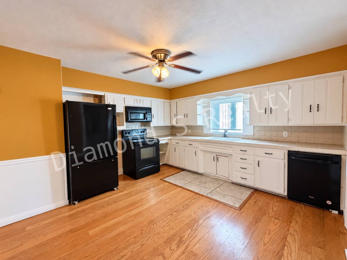 2223 N Delaware Ave, Springfield, MO 65803 - Apartment for Rent - Image 5
