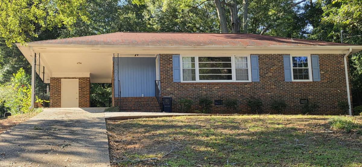 1541 Oakhill Dr, Griffin, GA 30223 - House for Rent - Image 1