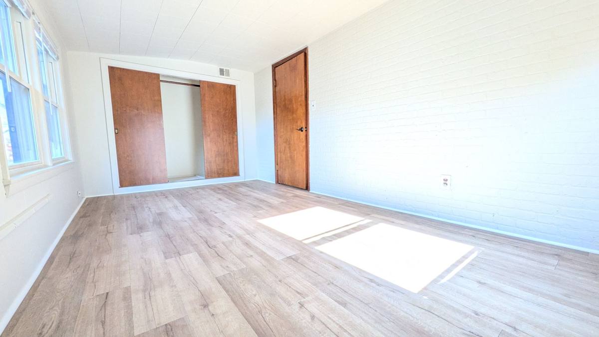 905 Harney Ave, Oshkosh, WI 54901 - Apartment for Rent - Image 9
