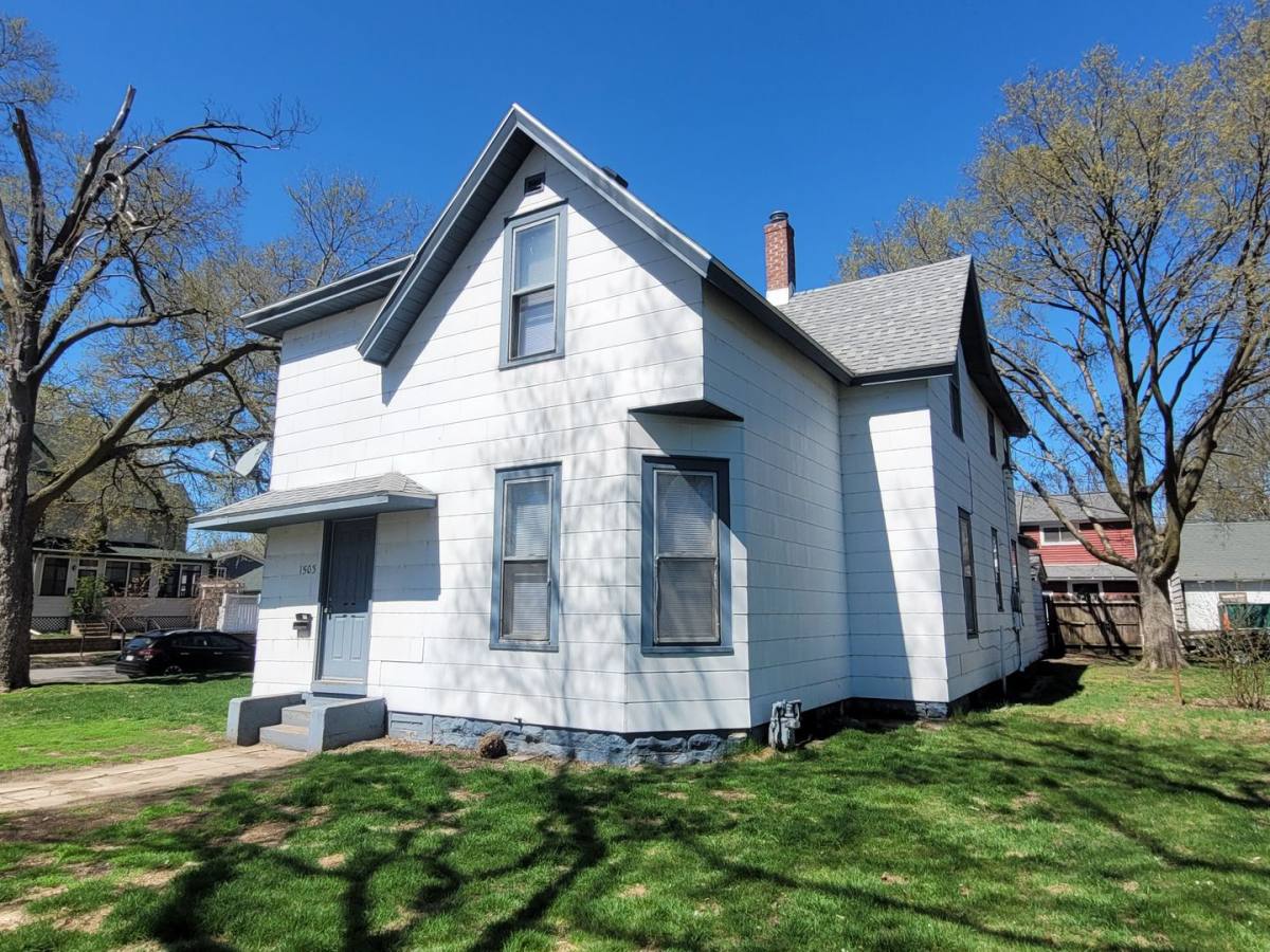 1503 Mississippi St, La Crosse, WI 54601 - Apartment for Rent