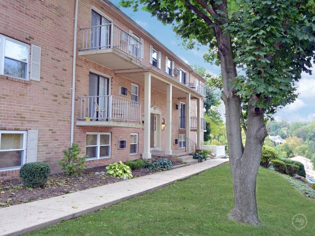 Apartment for rent at Ridgeway Court, 436 S Lansdowne Ave, Lansdowne, PA 19050