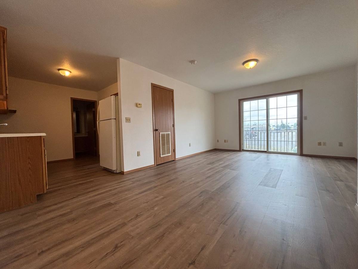 2862 S Meadowbrook #15, Springfield, MO 65807 - Apartment for Rent