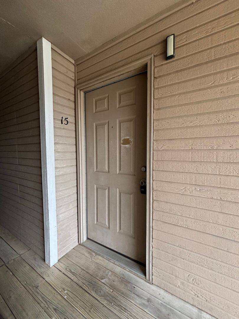 2862 S Meadowbrook #15, Springfield, MO 65807 - Apartment for Rent - Image 2