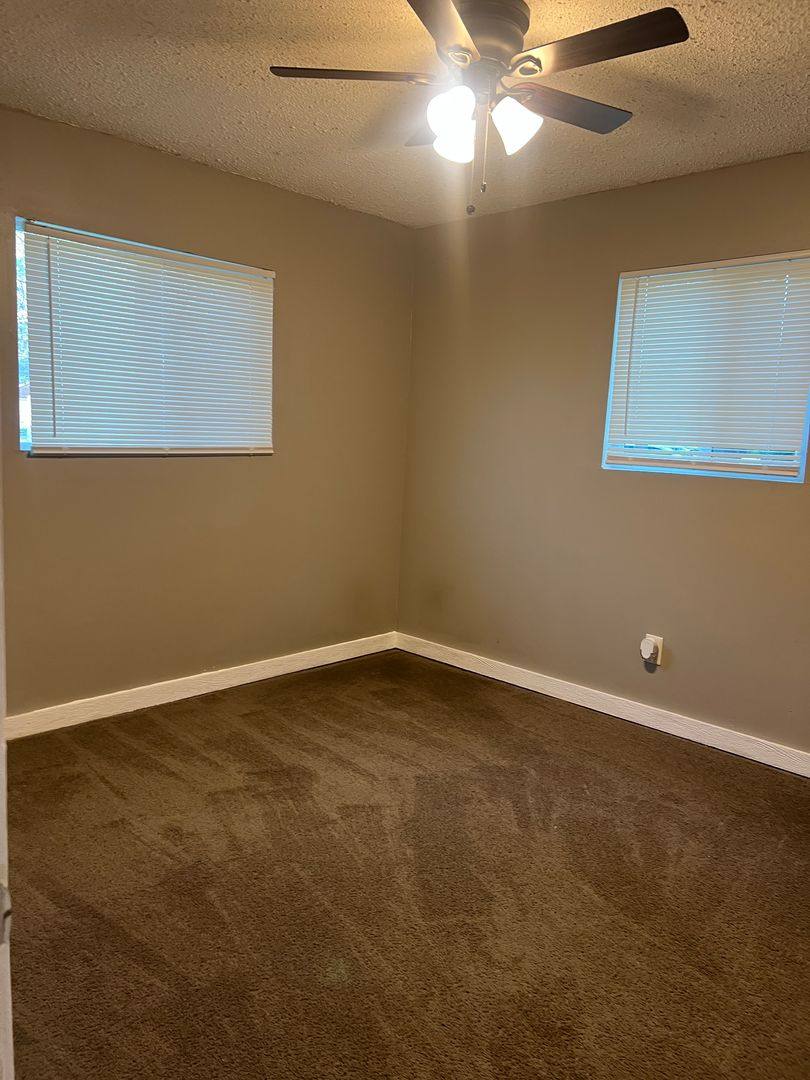 3938 N Sheridan Ave, Indianapolis, IN 46226 - House for Rent - Image 2