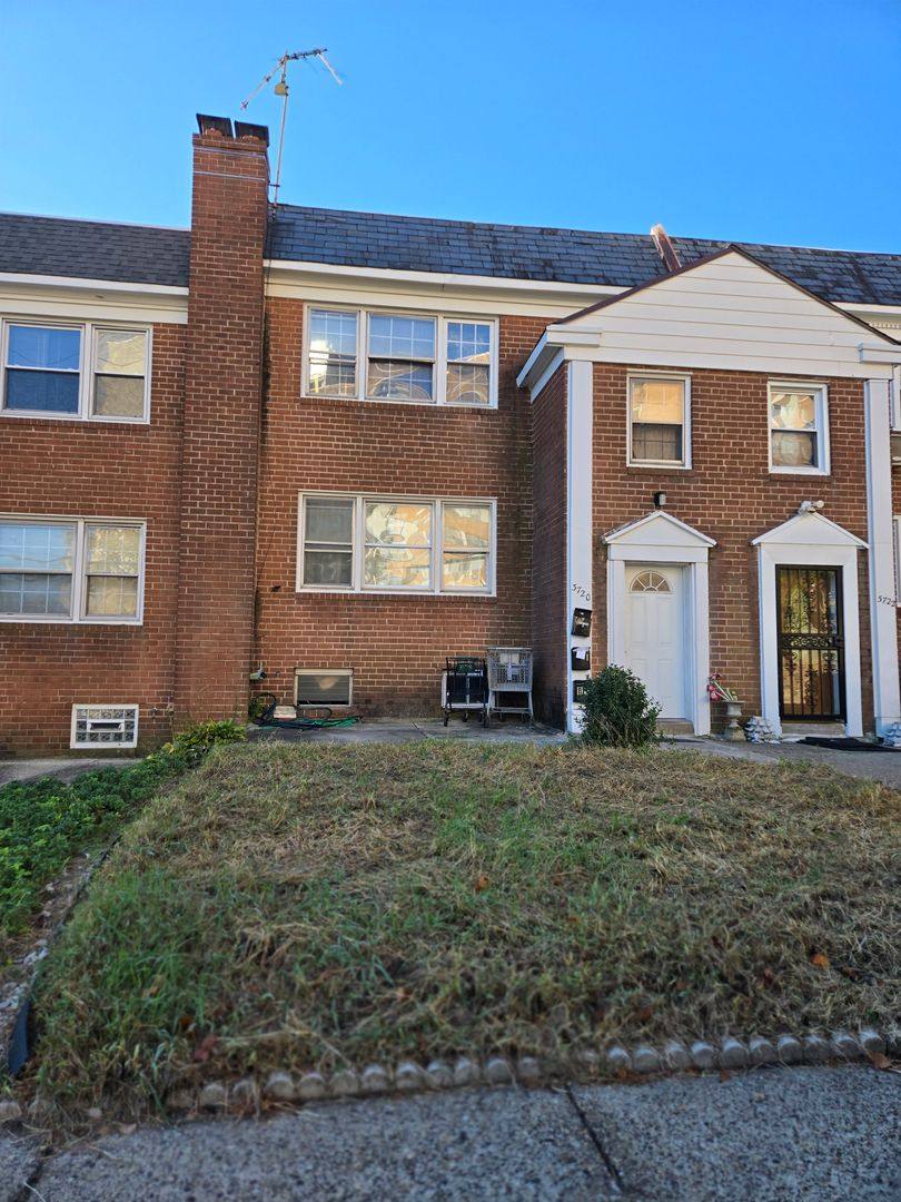 Apartment for rent at 3720 Conshohocken Ave, Philadelphia, PA 19131