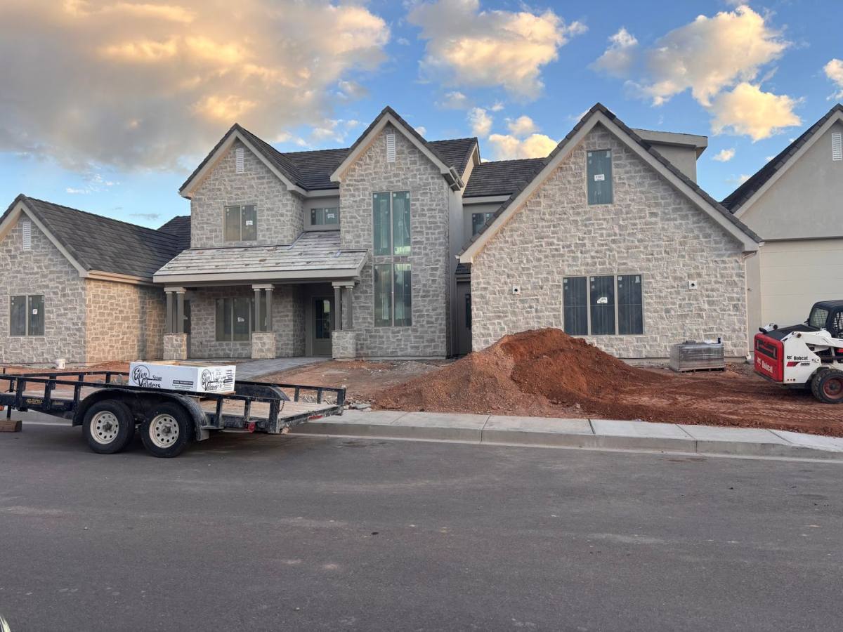 2635 E Cultivator Dr, St. George, UT 84790 - House for Rent - Image 2