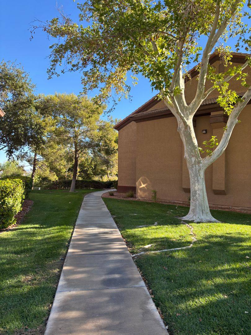 Condo for rent at 231 W Horizon Ridge Pw #1414, Henderson, NV 89012
