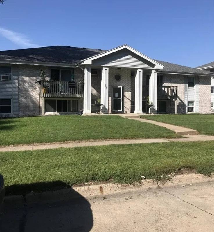 Apartment for rent at 1202 SE Belmont Dr #3, Ankeny, IA 50021