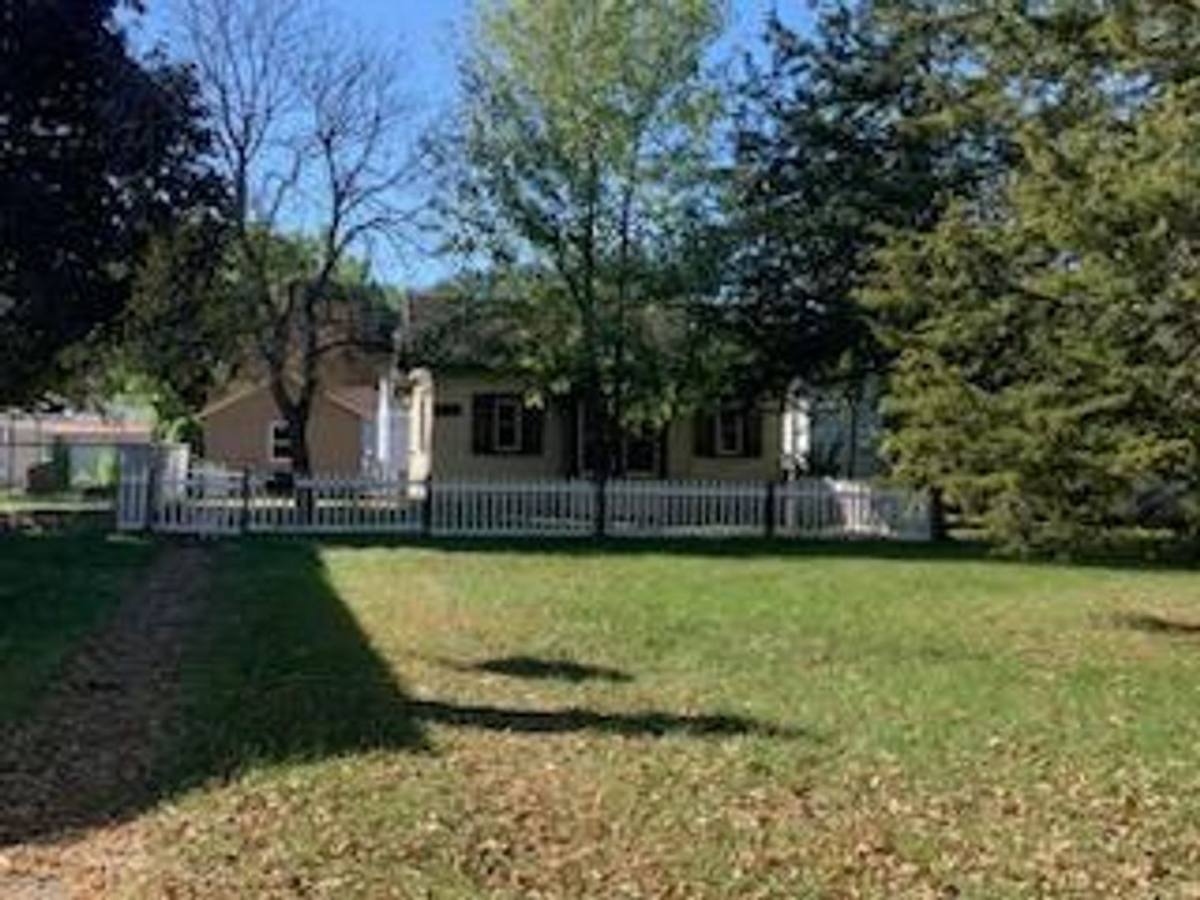 2233 Kane St, La Crosse, WI 54603 - House for Rent - Image 10