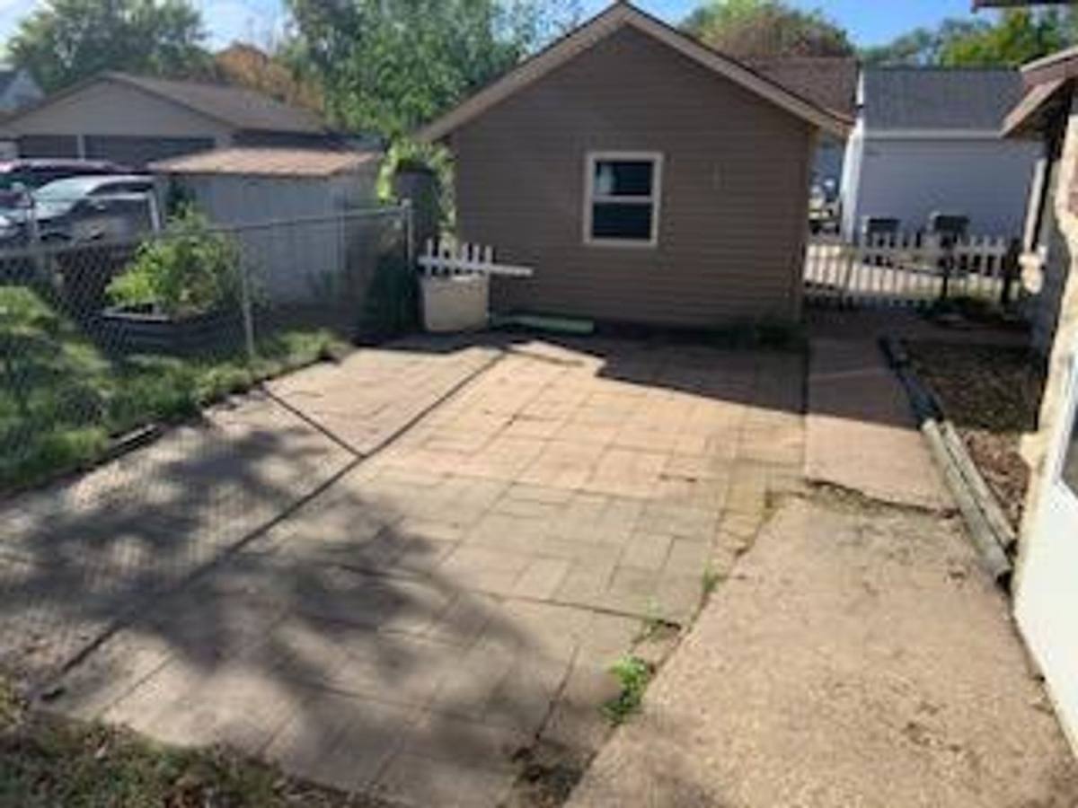 2233 Kane St, La Crosse, WI 54603 - House for Rent - Image 8