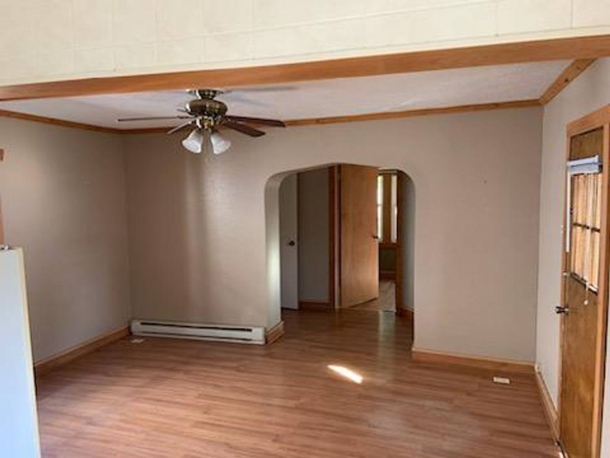 2233 Kane St, La Crosse, WI 54603 - House for Rent - Image 1
