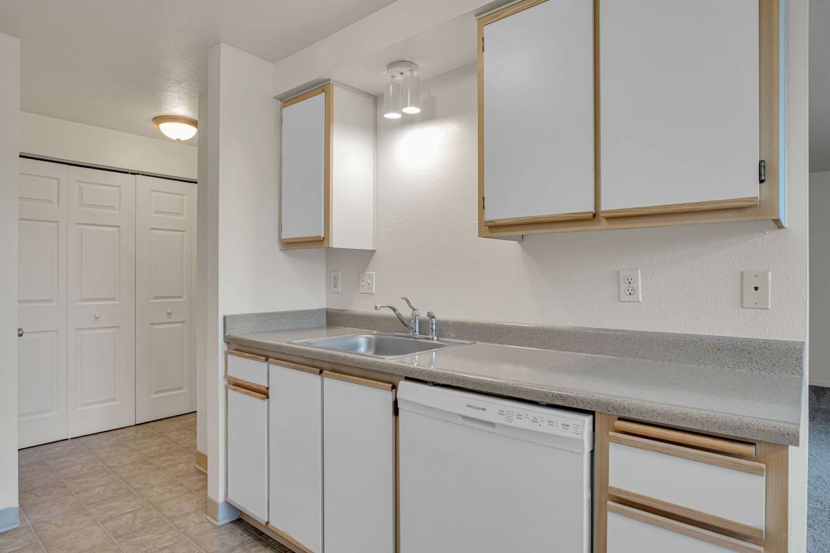 884 Fairview Ave SE, Salem, OR 97302 - Apartment for Rent - Image 7