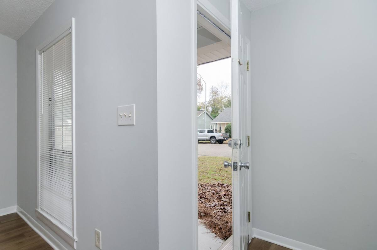 823 Varsity Dr, Wilmington, NC 28403 - House for Rent - Image 1