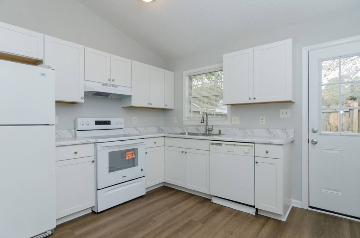 823 Varsity Dr, Wilmington, NC 28403 - House for Rent - Image 7