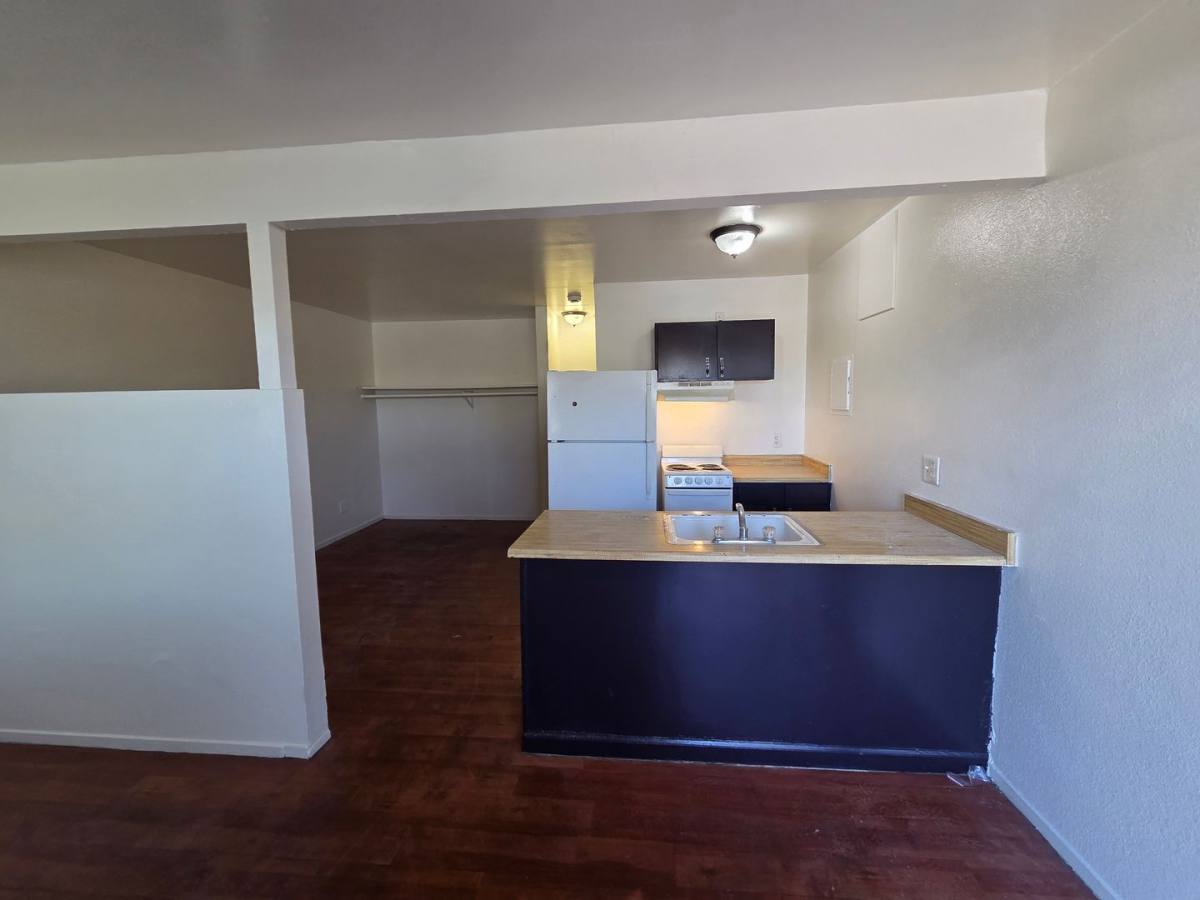 136 Judy Lane, Henderson, NV 89015 - Apartment for Rent - Image 2