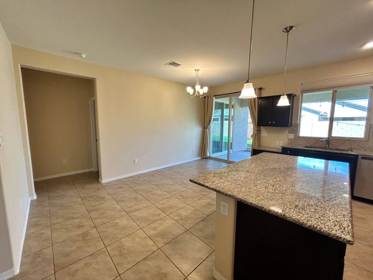 6706 E 35 Rd, Yuma, AZ 85365 - House for Rent - Image 6