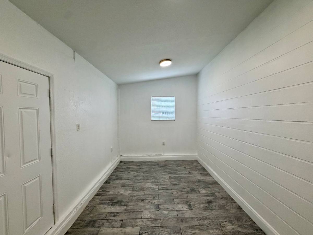 900 NW 178 Terrace, Miami, FL 33169 - House for Rent - Image 6