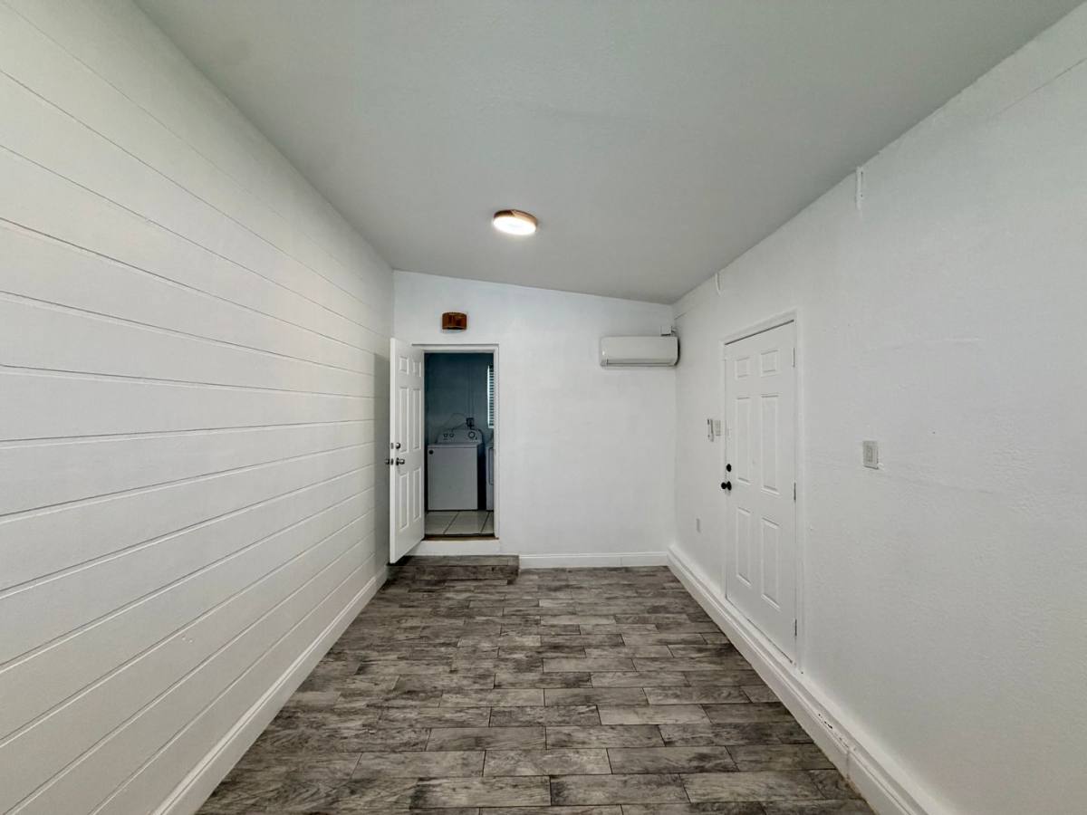 900 NW 178 Terrace, Miami, FL 33169 - House for Rent - Image 7