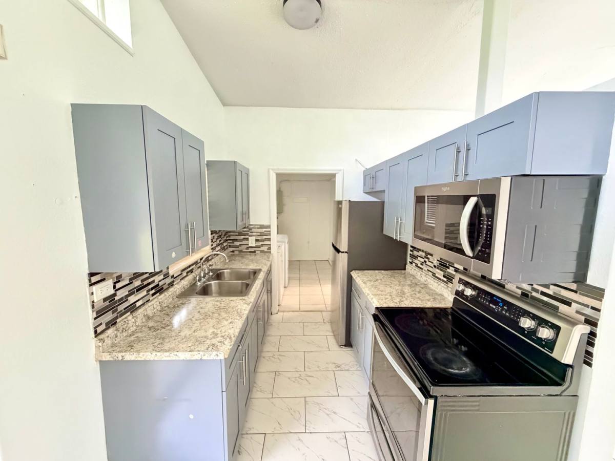 900 NW 178 Terrace, Miami, FL 33169 - House for Rent - Image 4