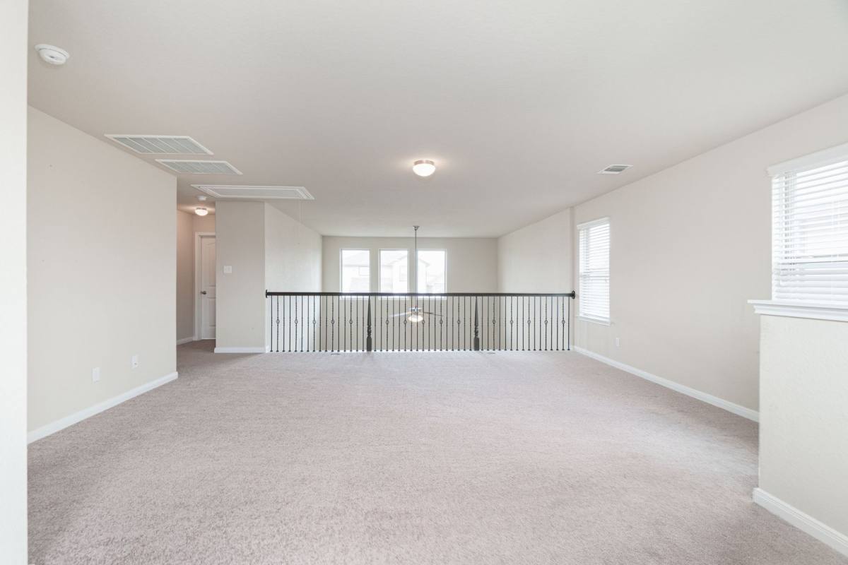 11323 Simply Spot, San Antonio, TX 78245 - House for Rent - Image 9